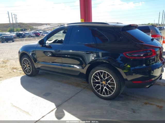 Porsche Macan S Image 14
