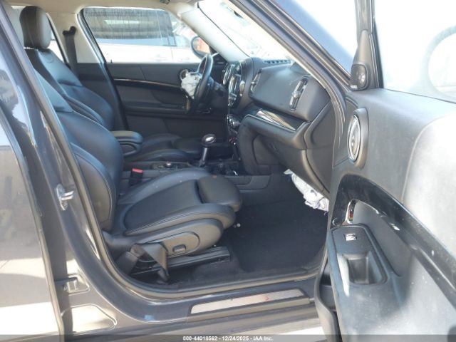 MINI Countryman Cooper S Image 8