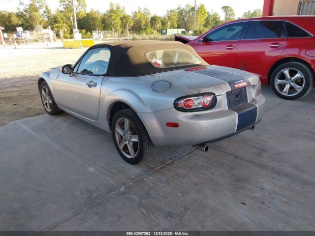 Mazda Mx-5 Sport Image 4
