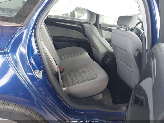 Ford Fusion S Image 8