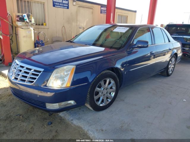Cadillac DTS 1sd Image 2