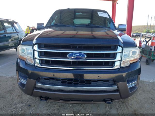 Ford Expedition King Ranch Image 12