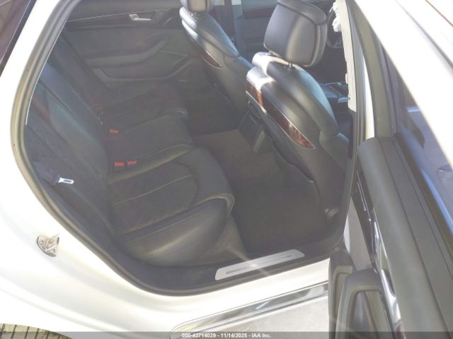 Audi A8 4.0t Image 14