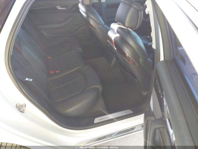 Audi A8 4.0t Image 14