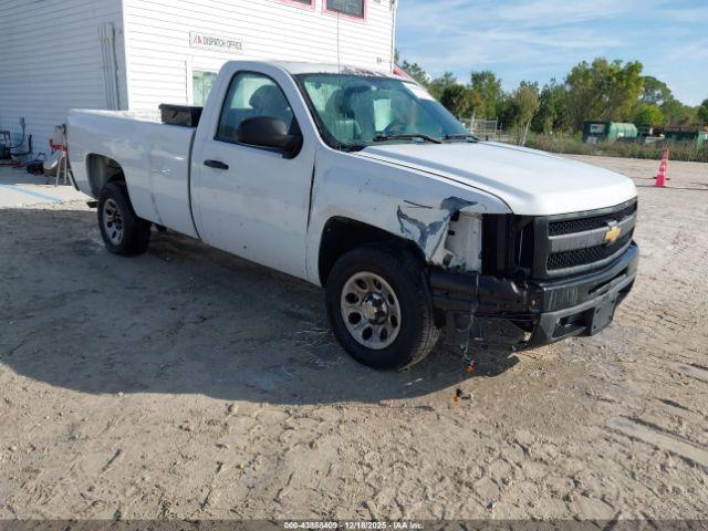  Salvage Chevrolet Silverado 1500