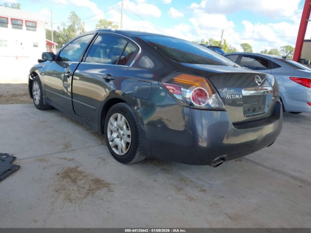 Nissan Altima 2.5 S Image 12