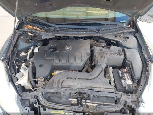 Nissan Altima 2.5 S Image 2