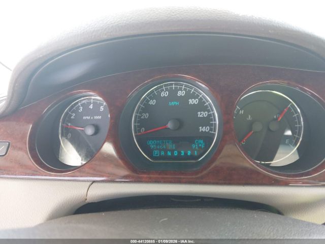 Buick Lucerne Cxl Image 3