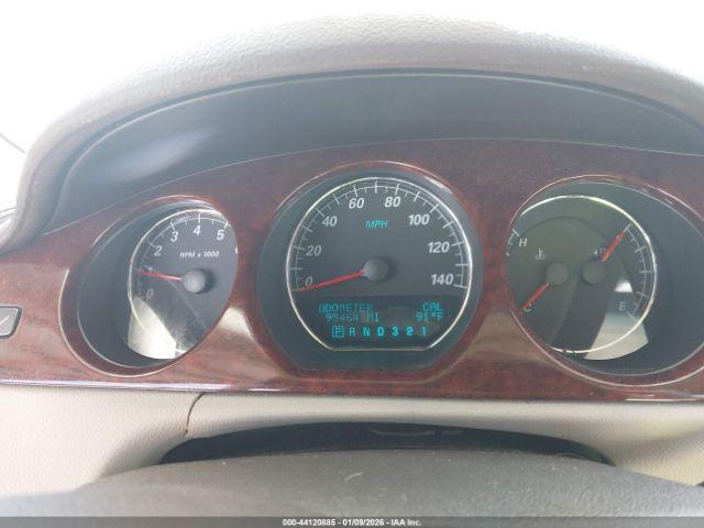 Buick Lucerne Cxl Image 3