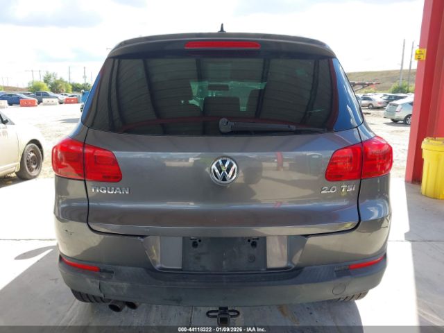 Volkswagen Tiguan Se Image 9