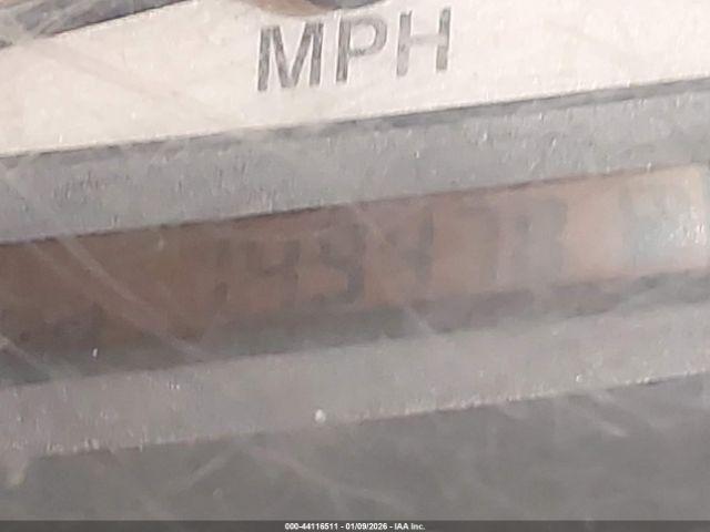 Toyota ECHO Image 10