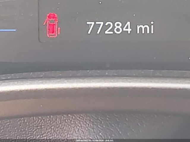 Chrysler Pacifica Touring L Image 11