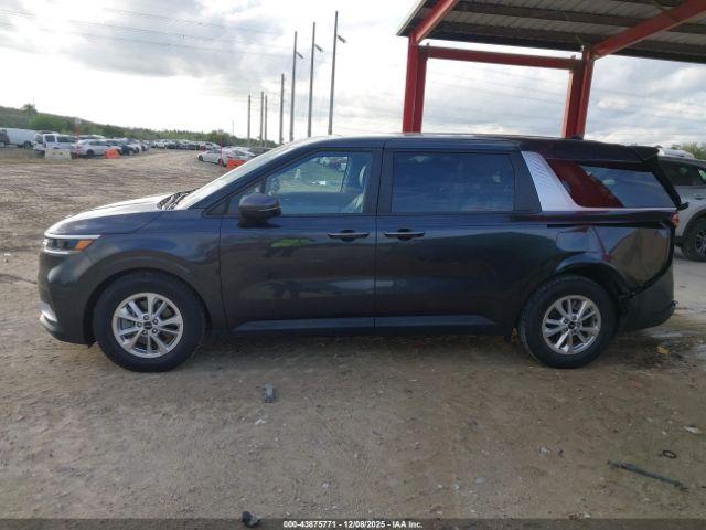 Kia Carnival Lx Seat Package Image 7