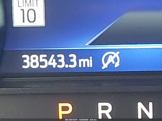 Ford Explorer Xlt Image 13